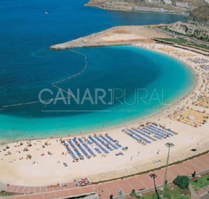 Playa de los Amadores