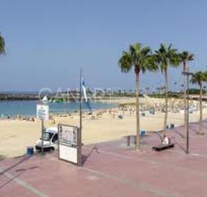 Playa de los Amadores