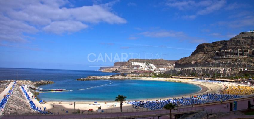 Playa de los Amadores