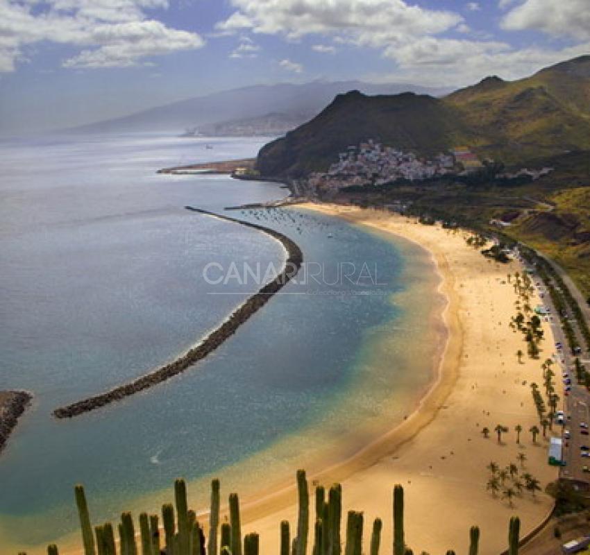 Playa de Las Teresitas